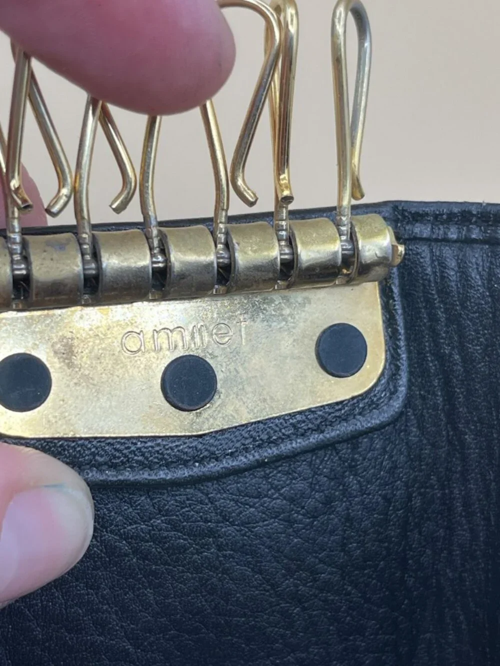 Christian Dior Vintage Key Case Black Leather 6 Hook Key Holder Gold Tone Hardwa